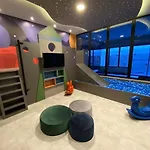 Sky Concept 816