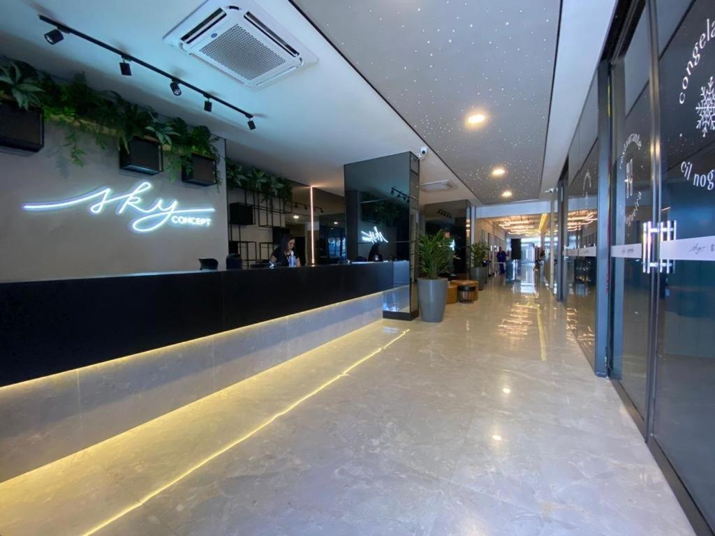 Sky Concept 816 *
